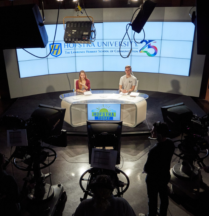 journalism-undergraduate-programs-hofstra-university